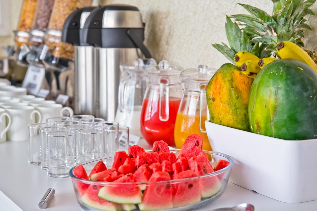 Bloom Hotel - Juhu Bombaj Zewnętrze zdjęcie