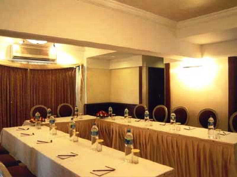 Bloom Hotel - Juhu Bombaj Zewnętrze zdjęcie