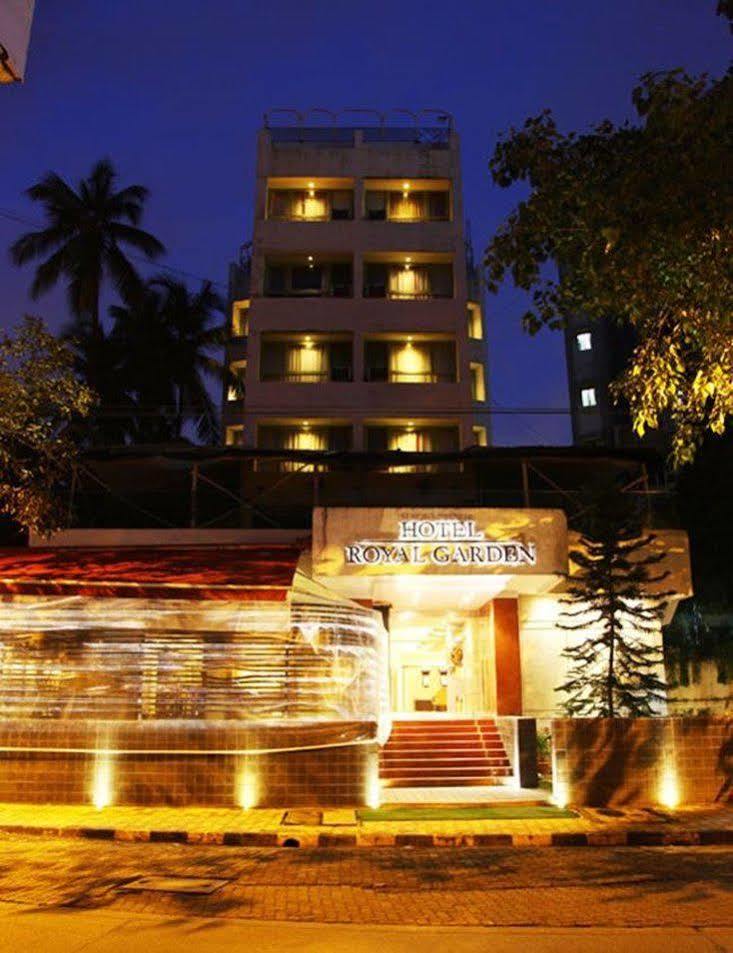 Bloom Hotel - Juhu Bombaj Zewnętrze zdjęcie